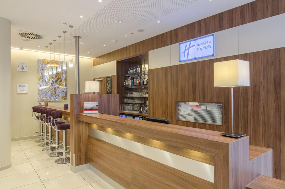 Holiday Inn Express Hamburg - St. Pauli-Messe Ngoại thất bức ảnh