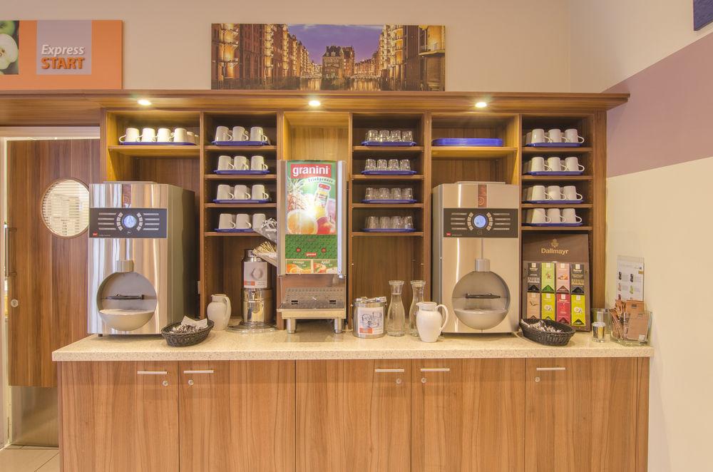 Holiday Inn Express Hamburg - St. Pauli-Messe Ngoại thất bức ảnh