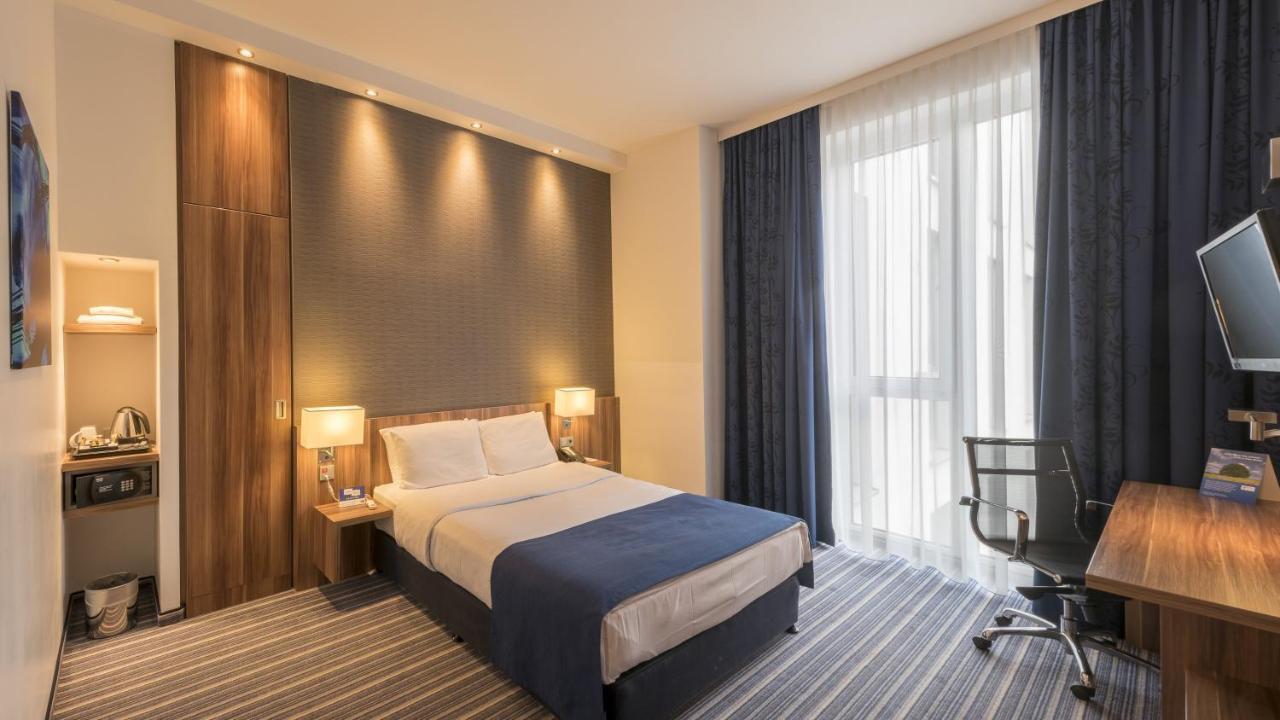 Holiday Inn Express Hamburg - St. Pauli-Messe Ngoại thất bức ảnh